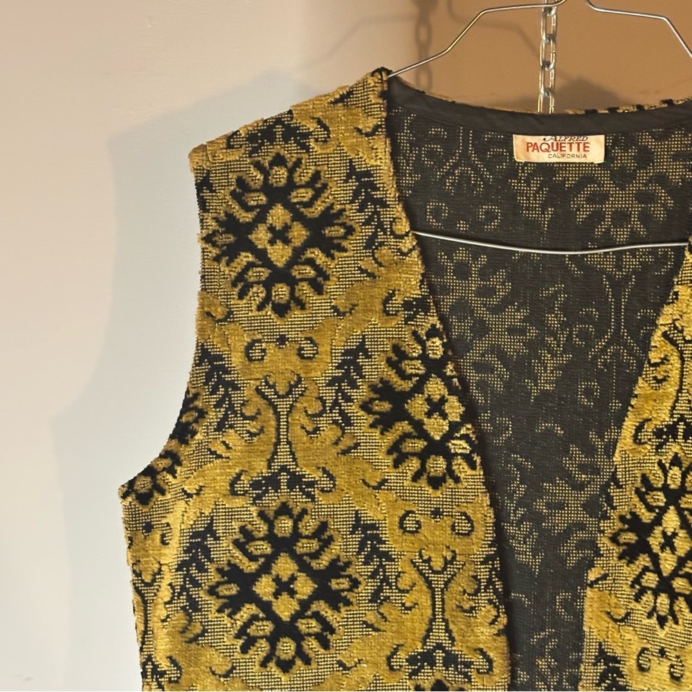 60’s Vintage Carpet Vest Mustard Yellow and Black with Fringe - Picture 2 of 12